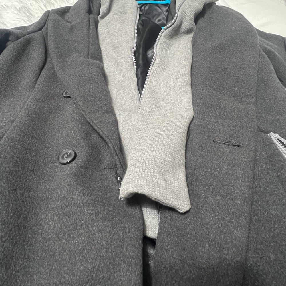 Beautiful coat - Picture 5 of 5